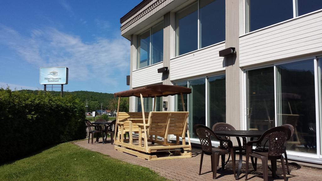 Hotel Vacances Tremblant Мон-Трамблан Екстер'єр фото