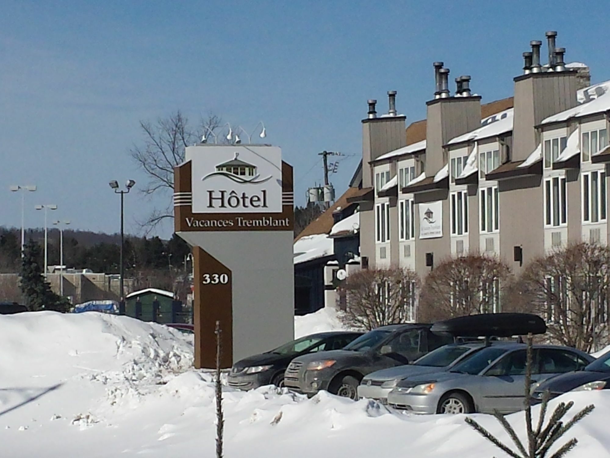 Hotel Vacances Tremblant Мон-Трамблан Екстер'єр фото